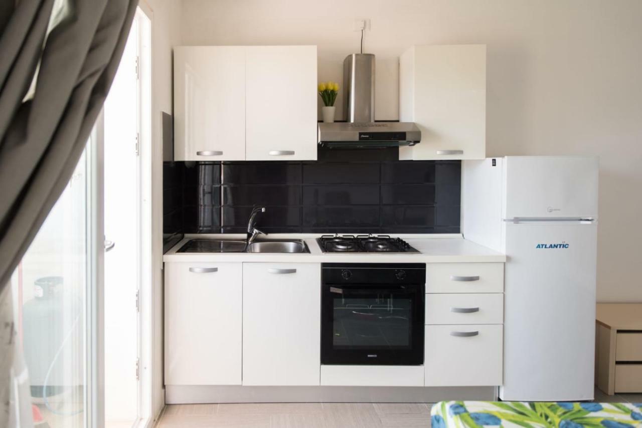 Tosk House 2 Apartment Peschici Bagian luar foto
